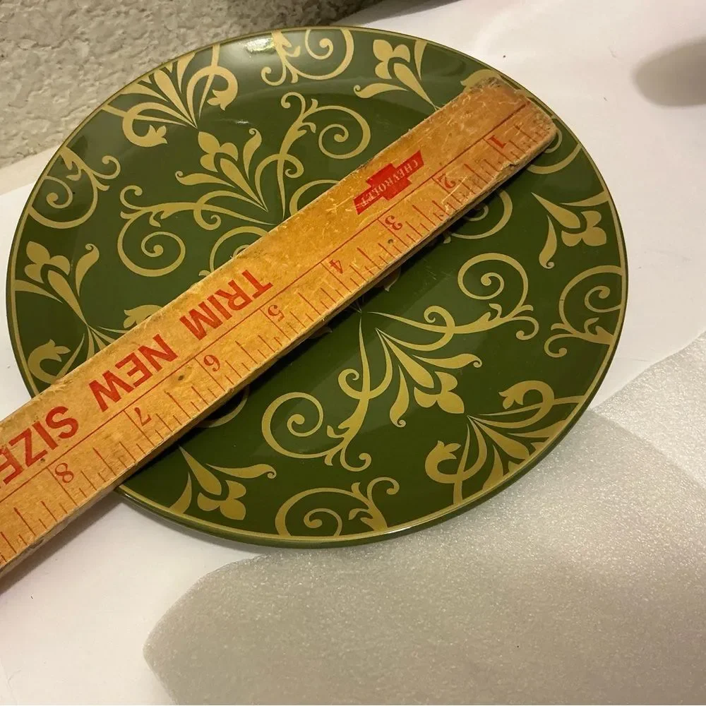 Gold Scroll by Noble Excellence Dinnerware 4 Piece Set Red Green Dinnerware Set